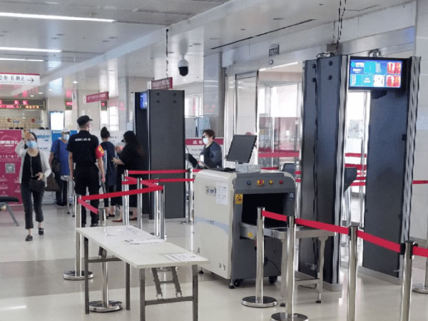 紅外熱成像測(cè)溫門(mén)